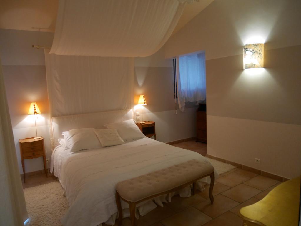 Le Relais D'Angelique Bed & Breakfast Люнел Екстериор снимка