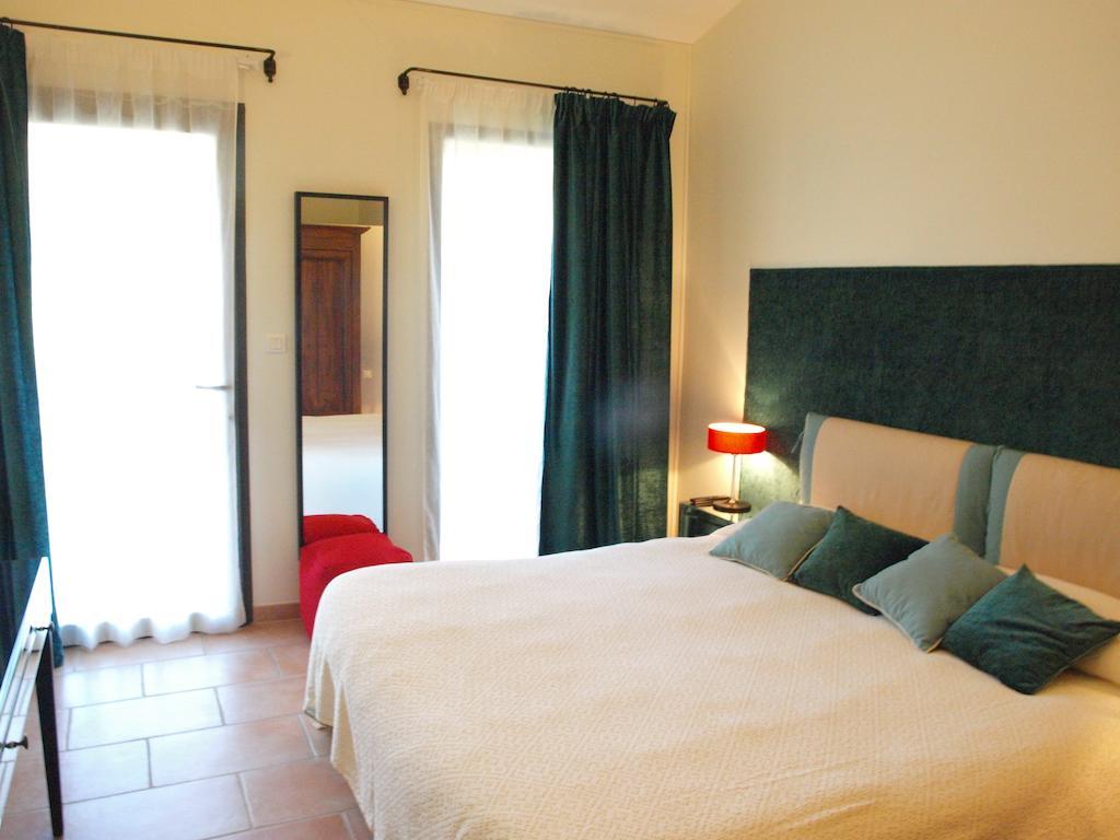 Le Relais D'Angelique Bed & Breakfast Люнел Стая снимка
